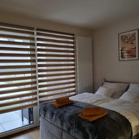 Alfa Albelli With Free Garage Parking Apartmán