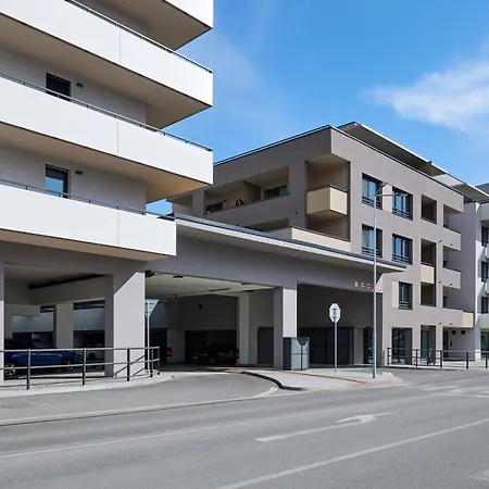 Alfa 2 Free Parking Ac Near Center Kosice
