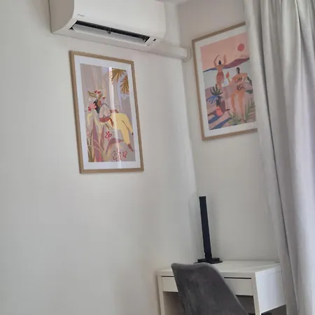 Alfa 2 Free Parking Ac Near Center * 코시체