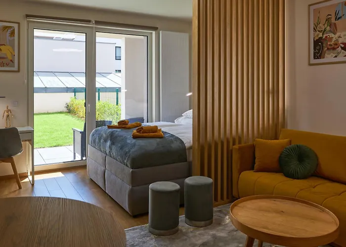 Alfa 2 Free Parking Ac Near Center * 코시체