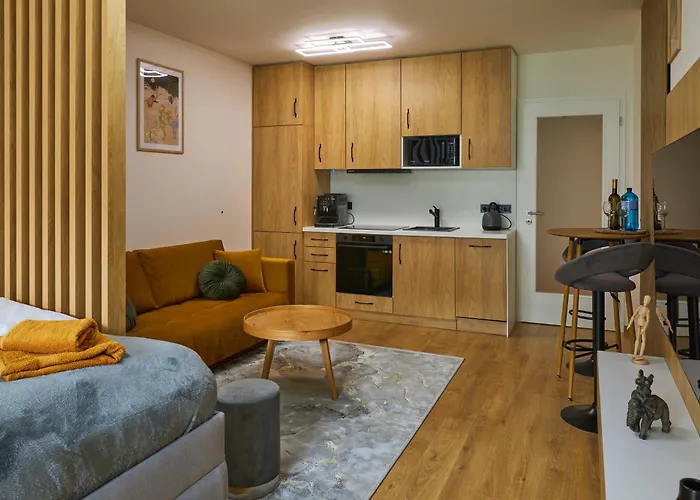 Alfa 2 Free Parking Ac Near Center *