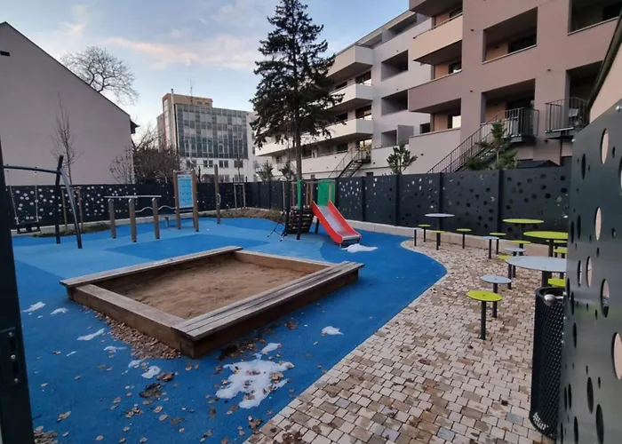 Alfa 2 Free Parking Ac Near Center *