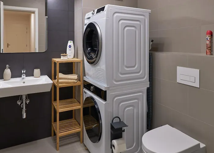 Alfa 2 Free Parking Ac Near Center * 코시체