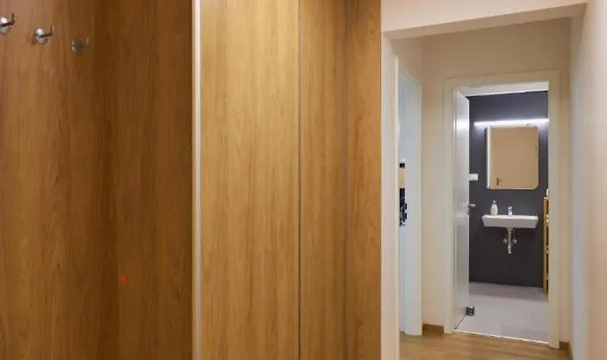 Alfa 2 Free Parking Ac Near Center *